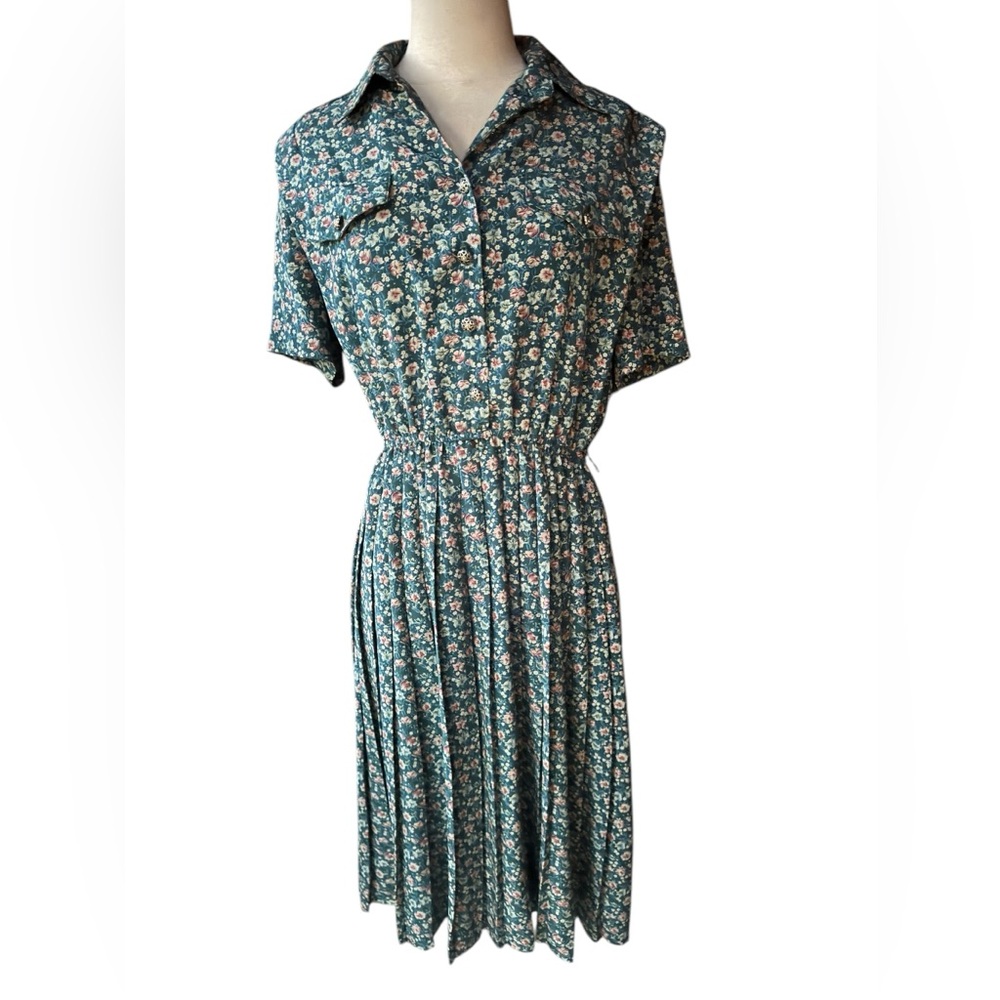 1980s Leslie Fay Floral Front Half Button Down‎ Career Dress